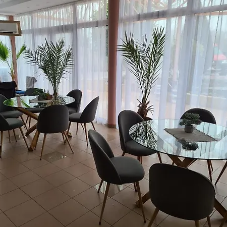 Отель Paris Relax Zone Балчик