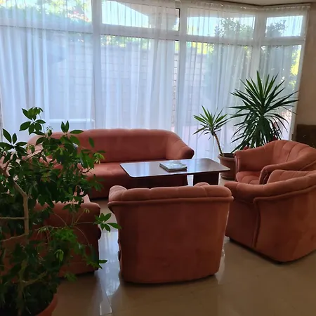 Paris Relax Zone Отель Балчик