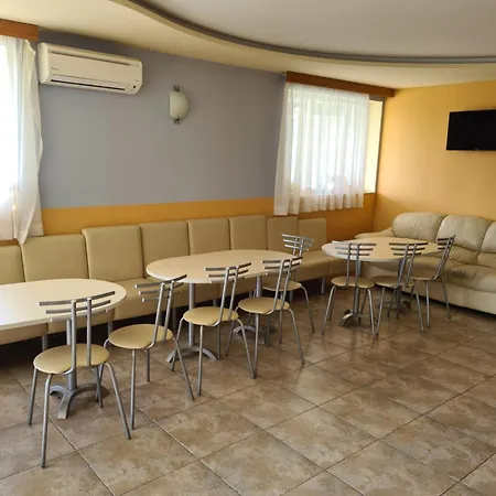 Отель Paris Relax Zone 3*