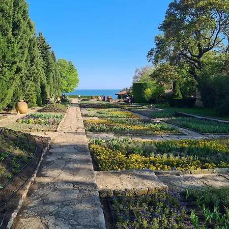 Paris Relax Zone Балчик