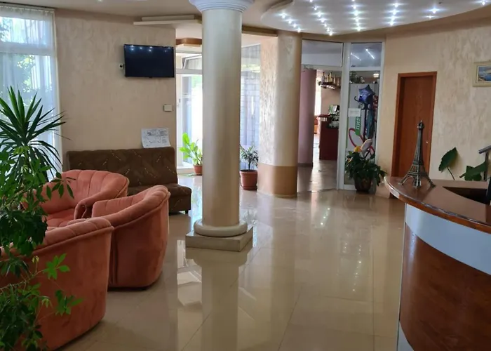 Ξενοδοχείο Paris Relax Zone Μπαλτσίκ